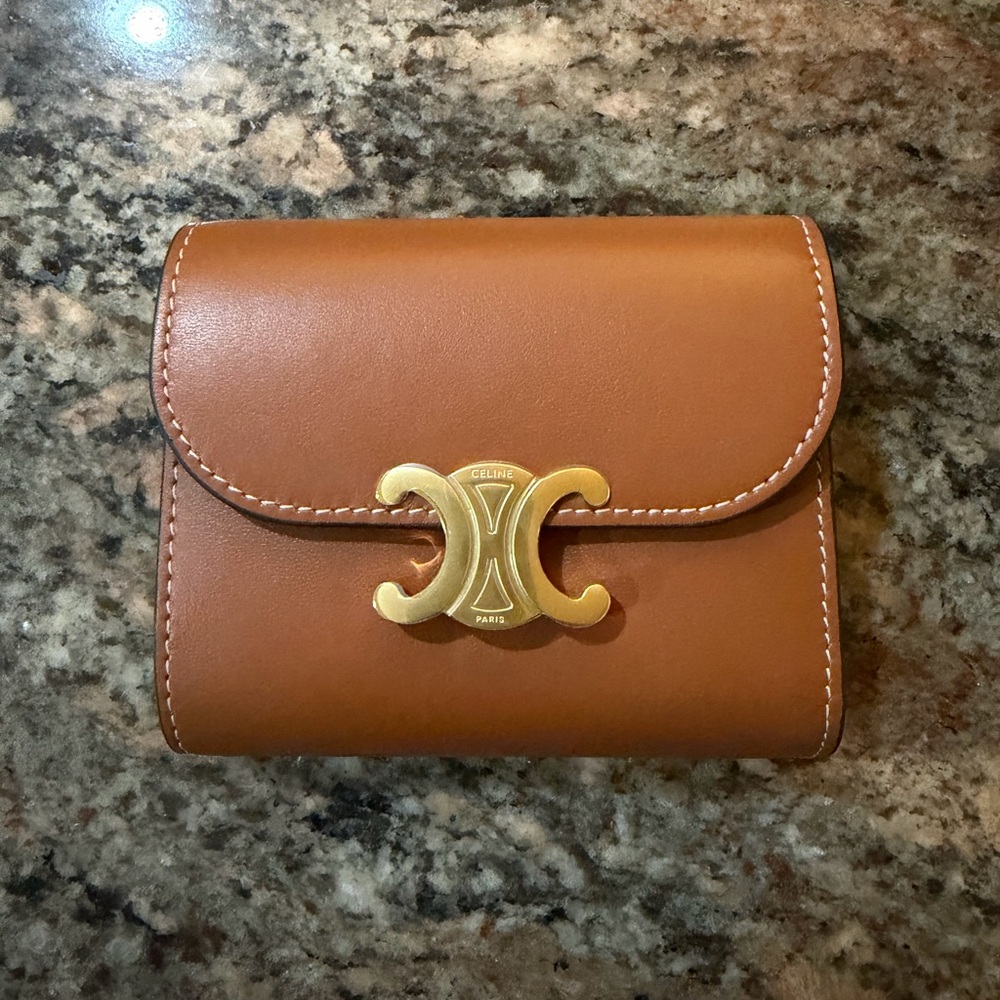 Brown Leather Wallet with Gold Clasp